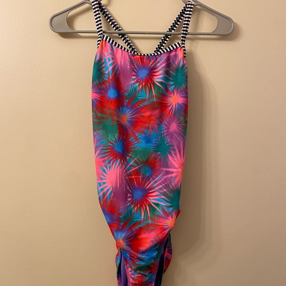 Dolfin uglies one piece swim suit